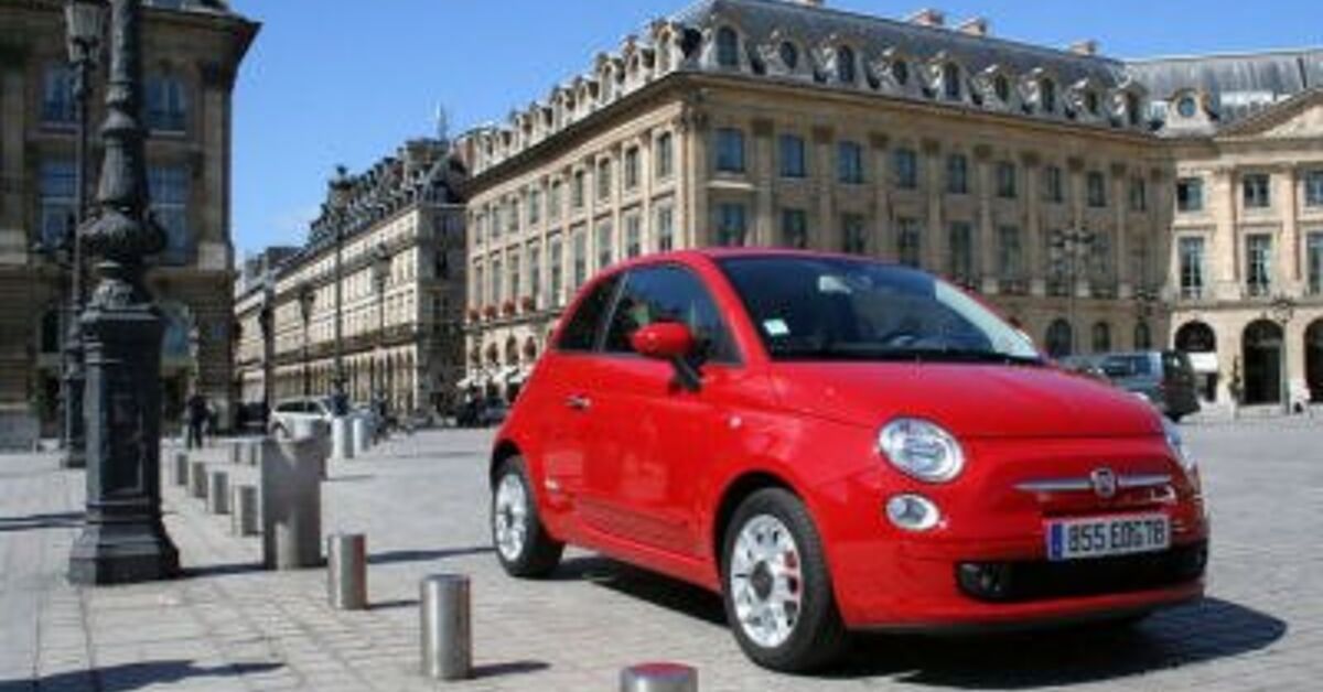 Fiat 500 Amore Red